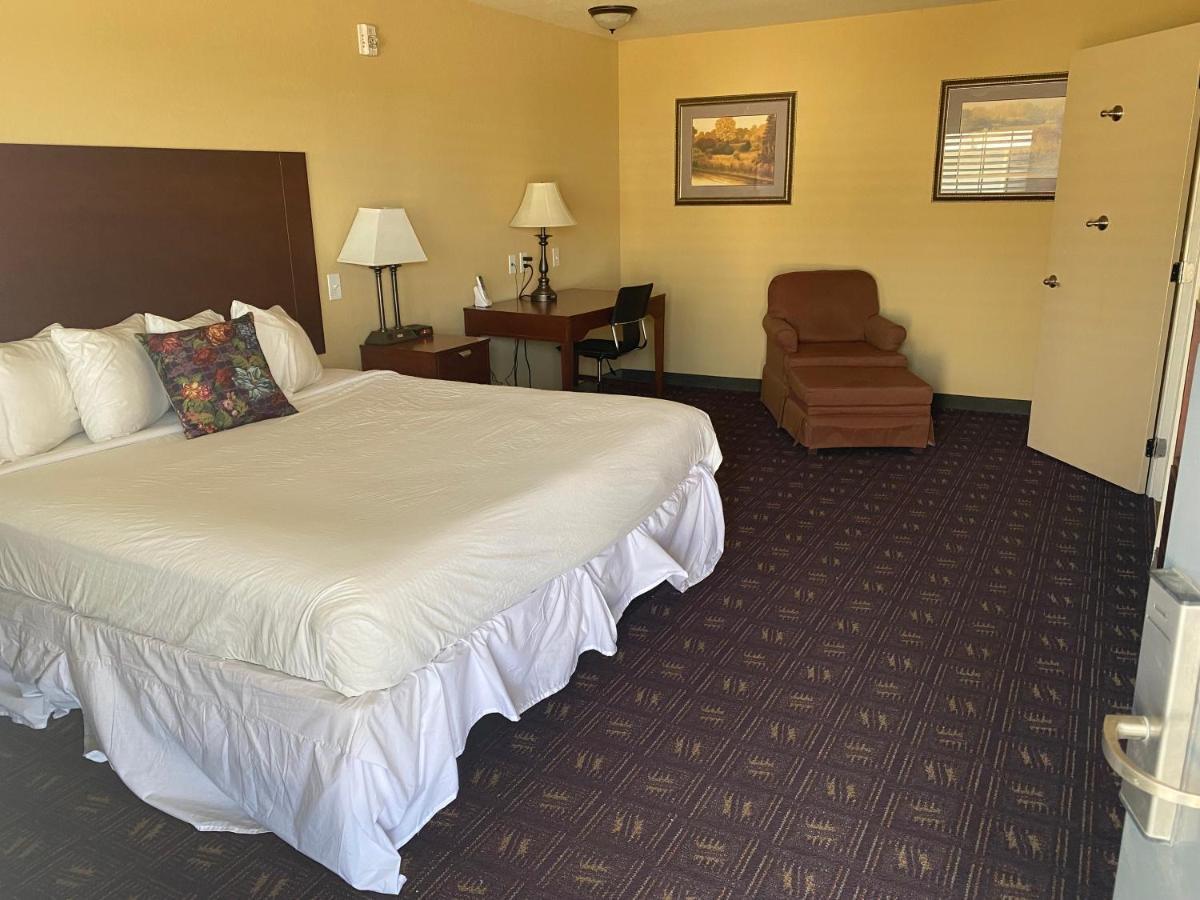 Southern Inns And Suites Now Offering Rv Spaces For Rent Yorktown Экстерьер фото